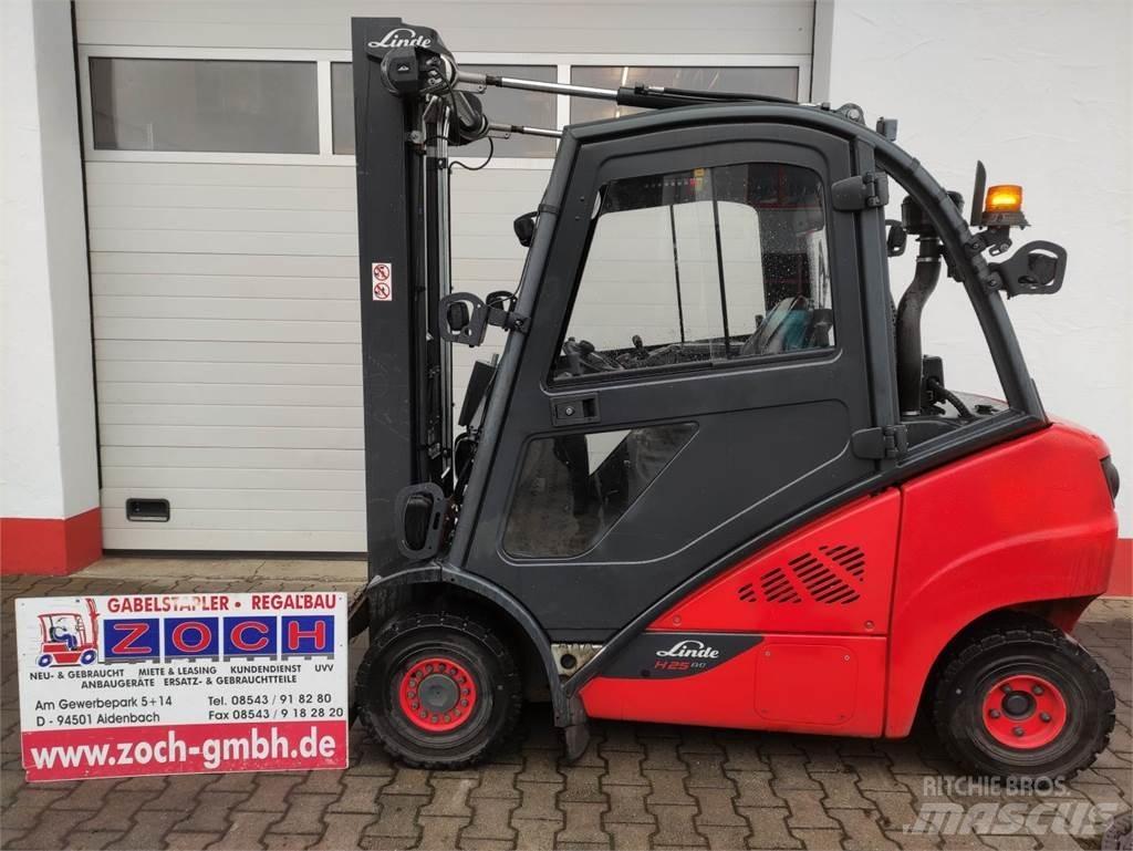 Linde H25D-02-392 EVO Dízel targoncák