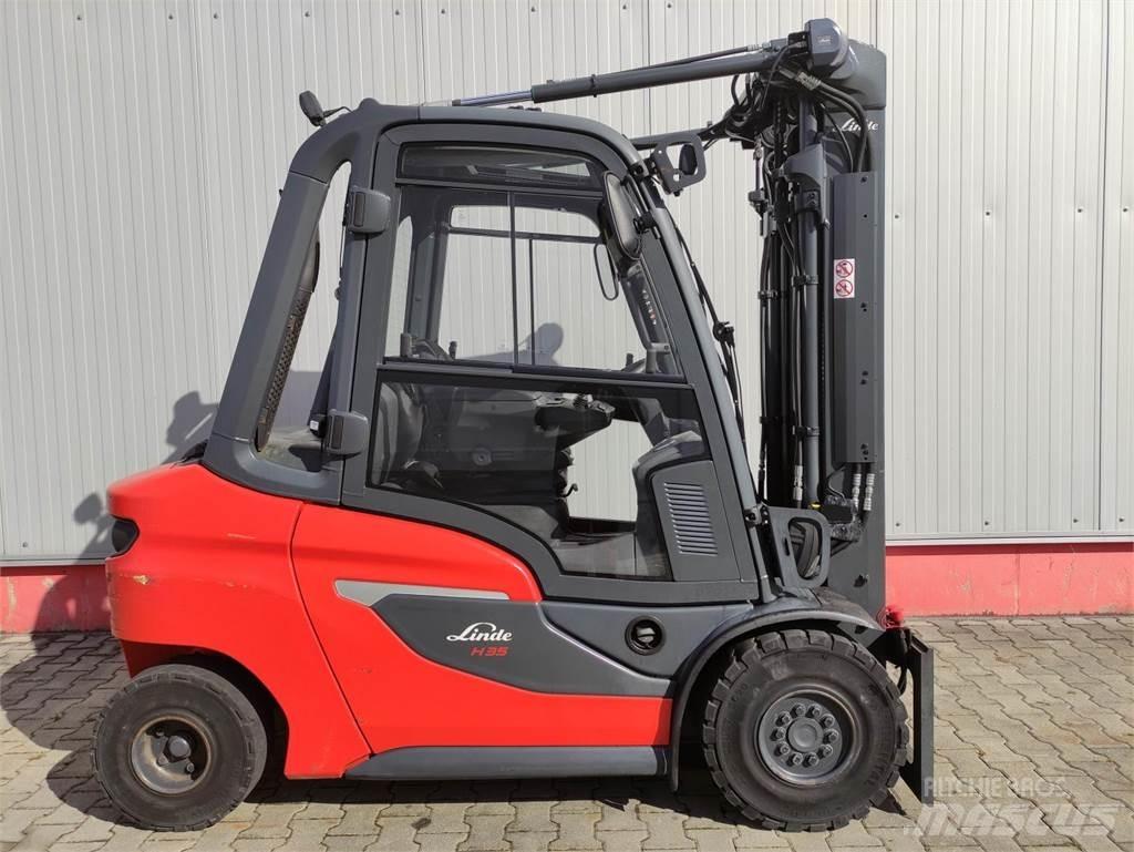 Linde H35-01-120 Dízel targoncák