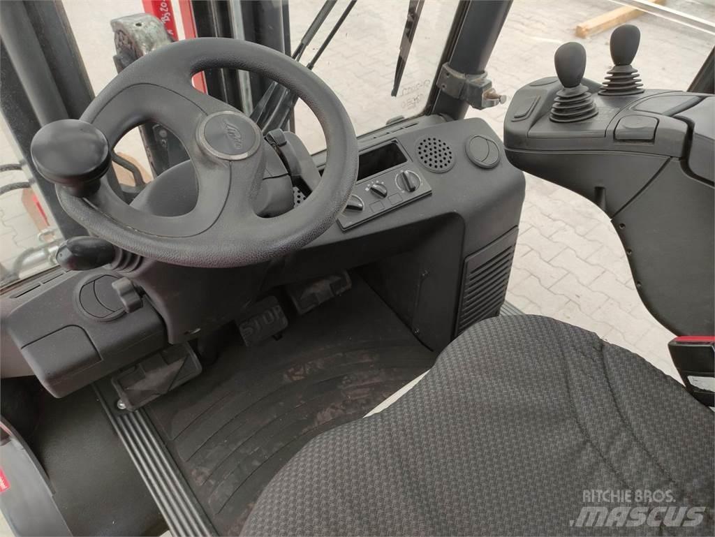 Linde H35D-02-393 EVO Dízel targoncák