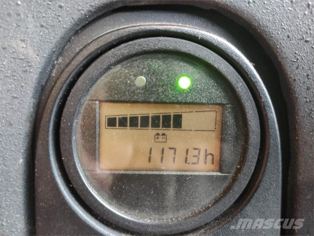 Linde L12 i Gyalogkíséretű targonca