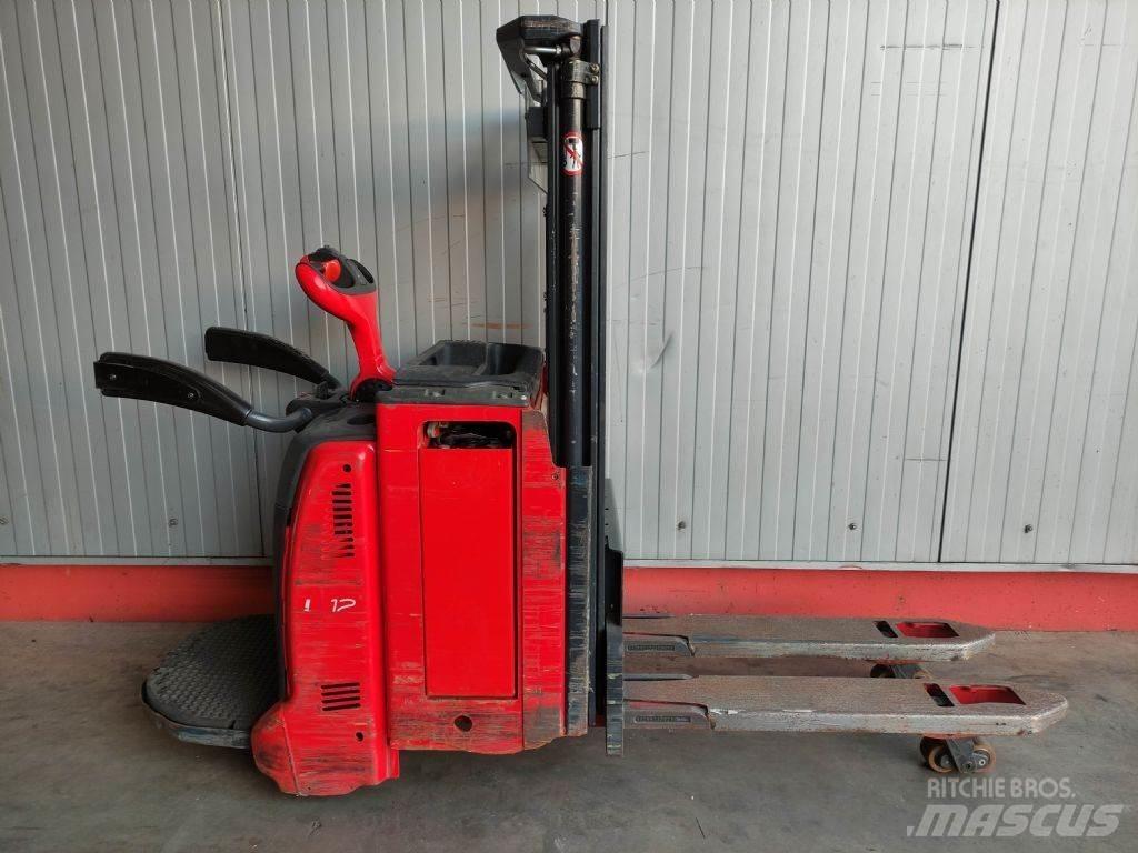 Linde L12LAPi Gyalogkíséretű targonca