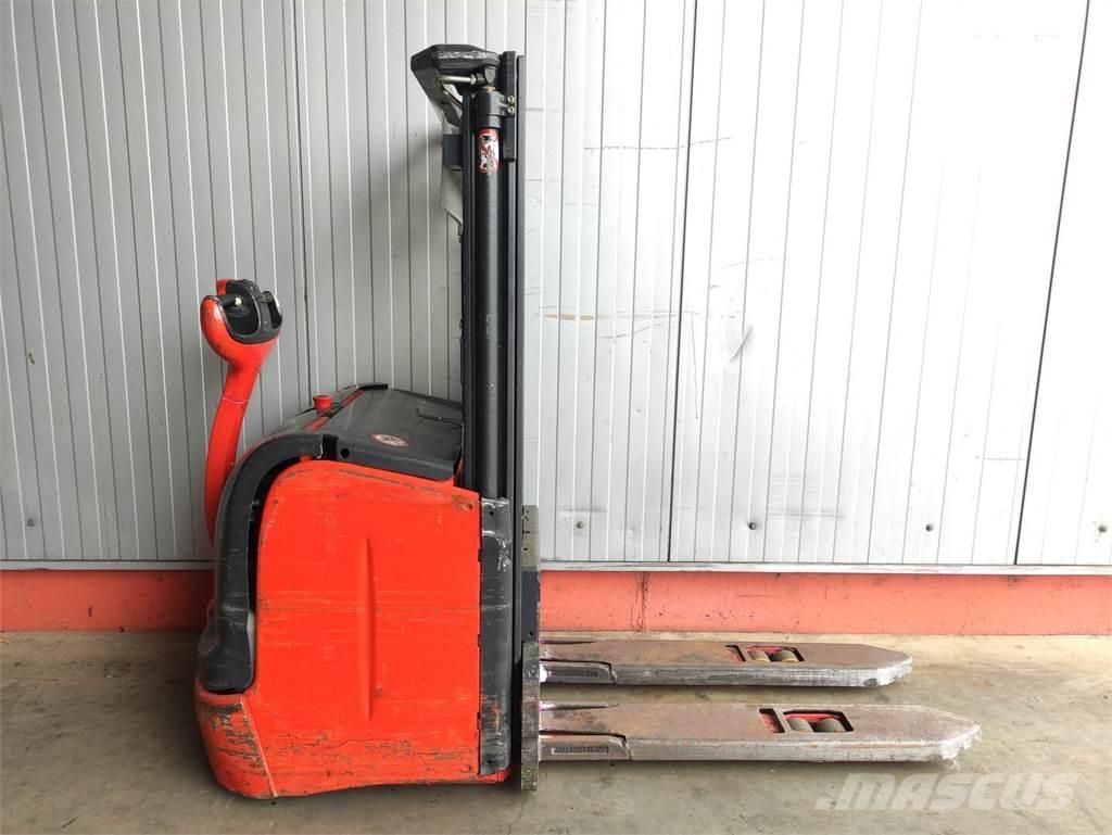 Linde L14-372 Gyalogkíséretű targonca