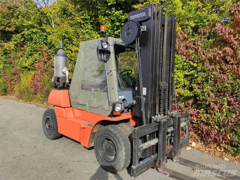 Toyota 50-5FD60 Dízel targoncák