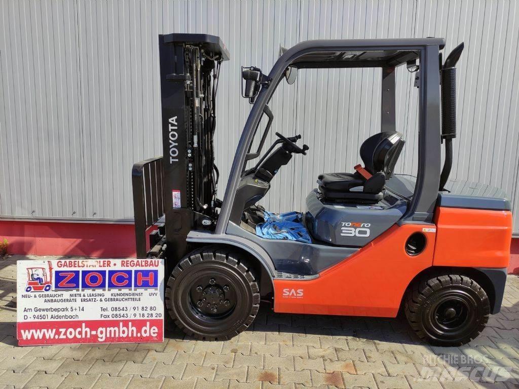 Toyota 52-8FDF30 Dízel targoncák