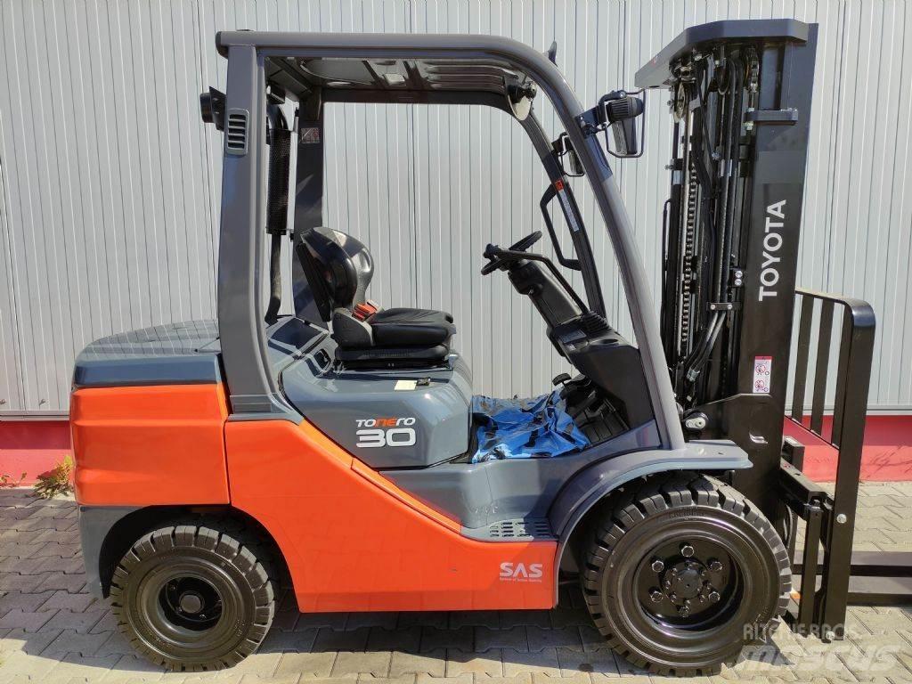 Toyota 52-8FDF30 Dízel targoncák