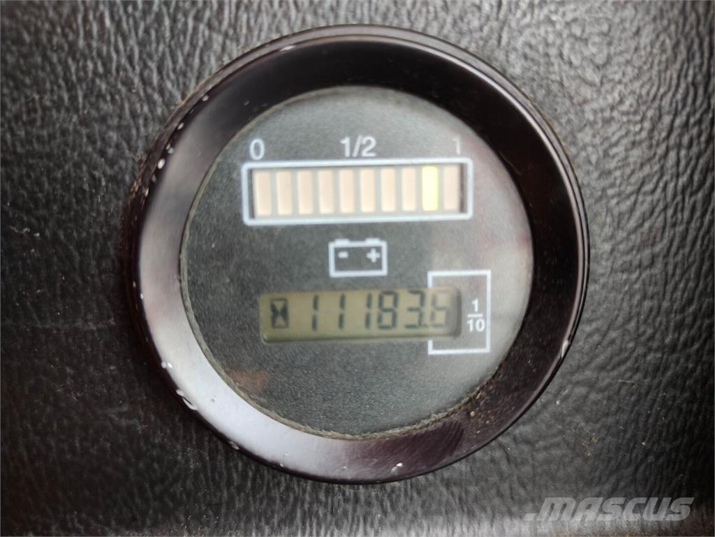 Toyota SLL 16 Gyalogkíséretű targonca