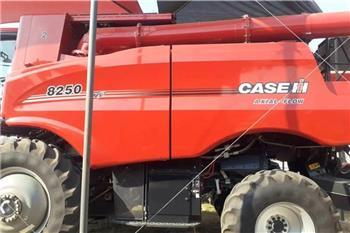 CASE 8250 2wd Combine