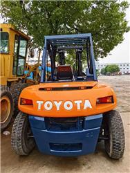 Toyota 60