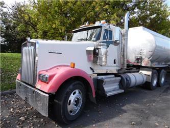 Kenworth W 900 L