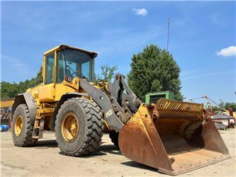 Volvo L60E  9400hr