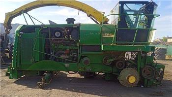 John Deere 7300     head engine