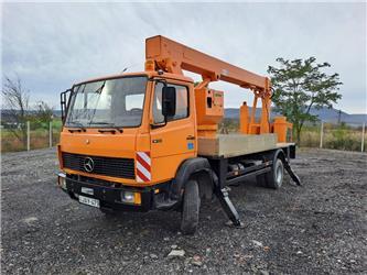 Mercedes-Benz 1114