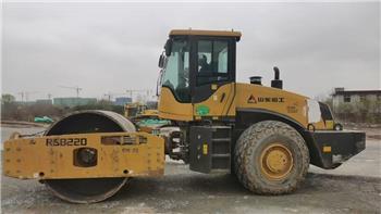 SDLG RS8220