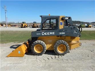 John Deere 318E