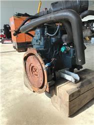 Kubota D905