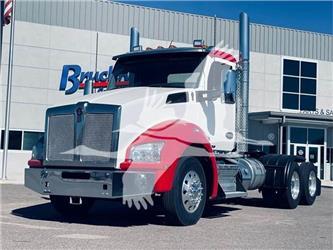 Kenworth T880