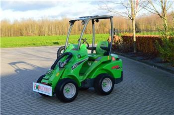 Avant 423 Kniklader/Shovel