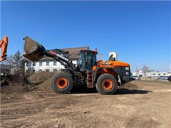 Doosan DL420