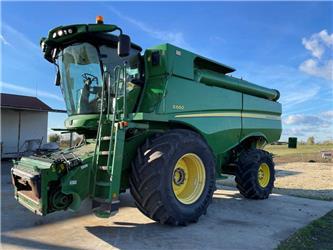 John Deere S660 4WD
