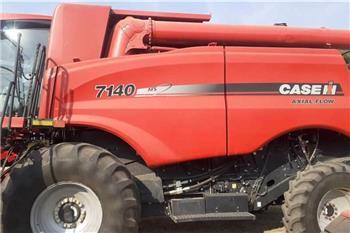 CASE 7140 2wd Combine