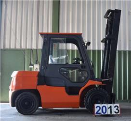 Toyota 02-7 FD 35