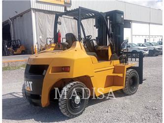 Caterpillar LIFT TRUCKS DP70NM-D