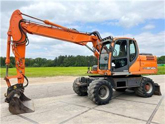 Doosan DX140W
