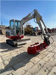 Takeuchi TB228