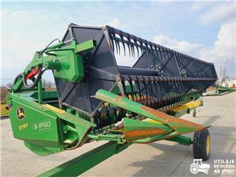 John Deere 319R