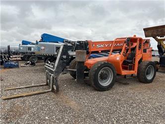 JLG 10054