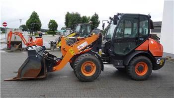 Komatsu WA70-7