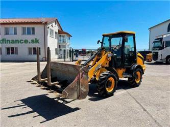 JCB 406 frontloader 4x4 vin 551