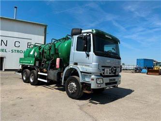 Mercedes-Benz ACTROS 3332 A 6x6 spreader tank 12m3 ADR vin 590