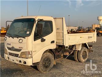 Hino 300