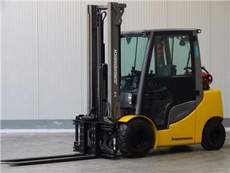 Jungheinrich TFG430s