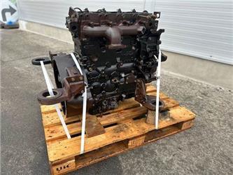 Perkins 1204 F DOOSAN DX 180