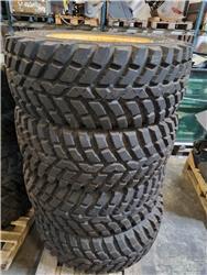 Nokian 420/65R24 TRI2 4 st inkl fälg nya