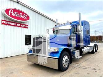 Peterbilt 389