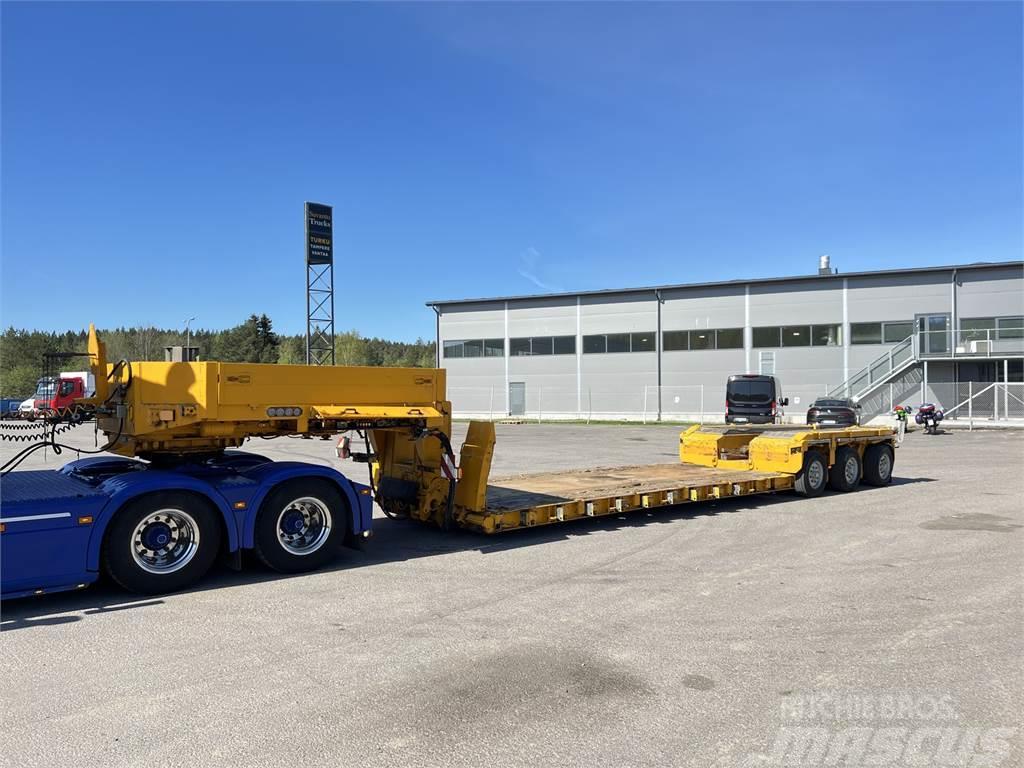 Goldhofer STHP/XLE3 Low loader-semi-trailers