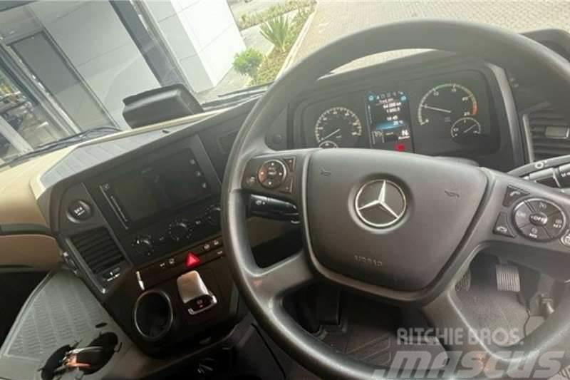 Mercedes-Benz 2652LS/33 STD Egyéb
