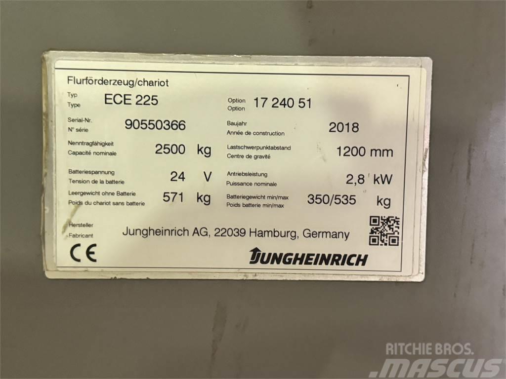 Jungheinrich ECE 225 XL - 6.477 STD. - SONDERPREIS Mini kotrók < 7t