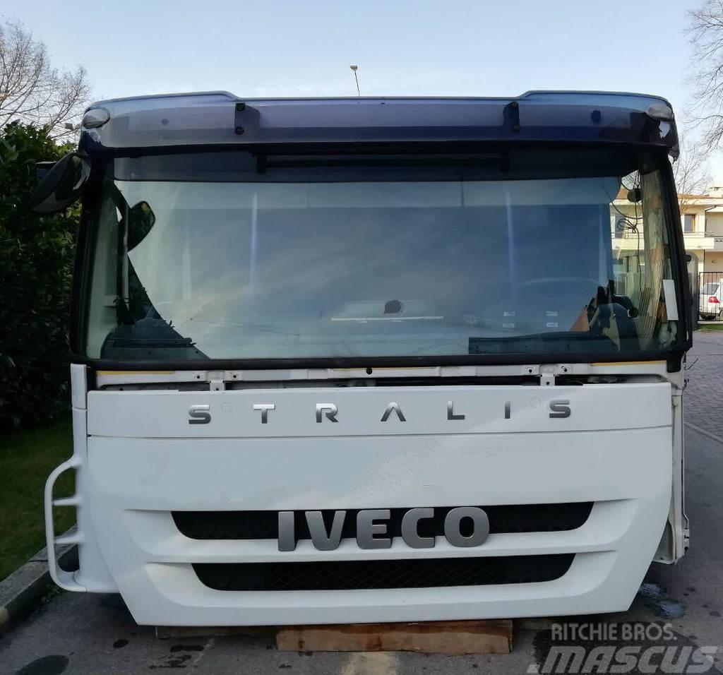 Iveco STRALIS AT Euro 5 Vezetőfülke és belső tartozékok