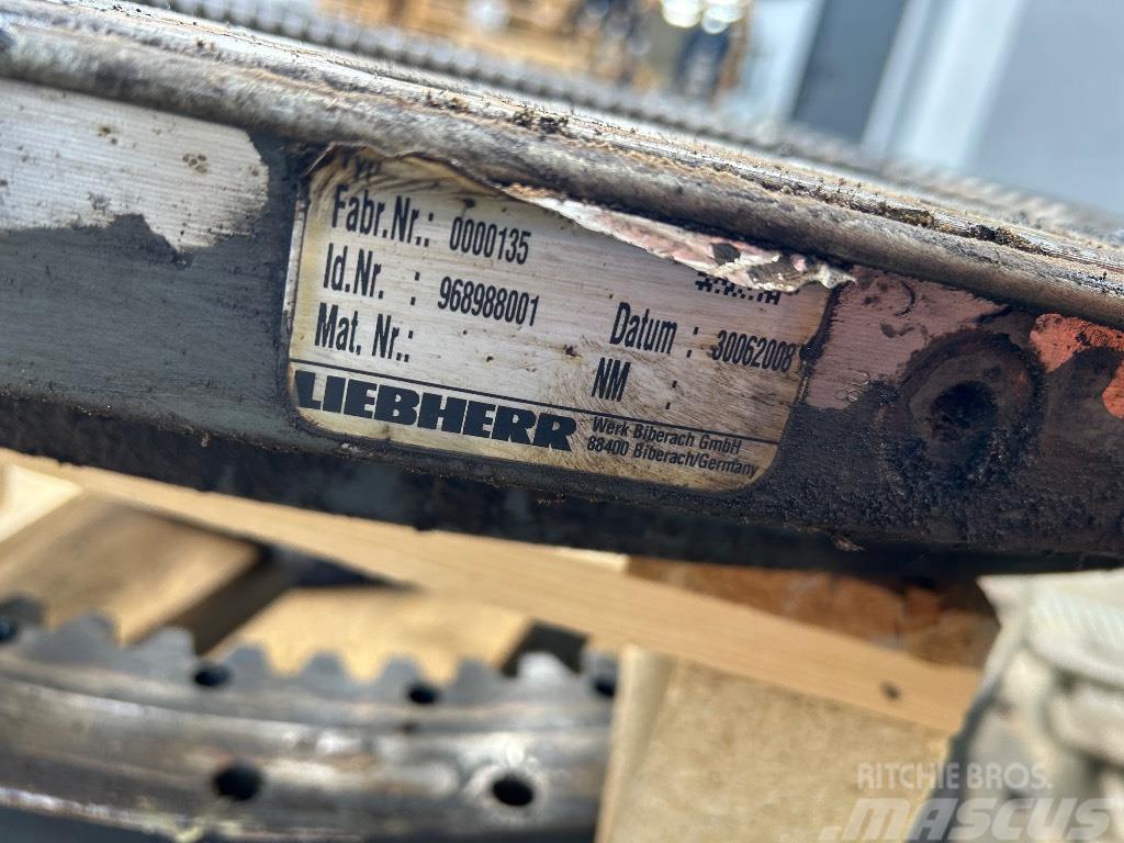 Liebherr R906 WIENIEC OBROTU SLEWING RING Alváz és felfüggesztés