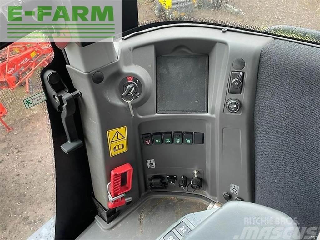 CLAAS xerion 4200 trac vc TRAC VC Traktorok