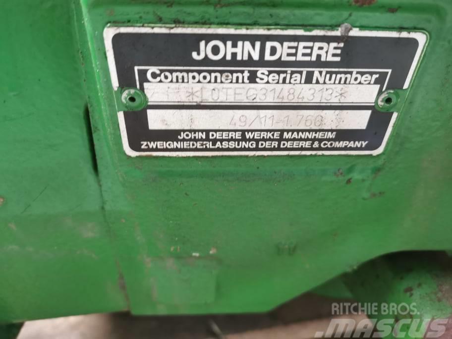John Deere rear differential 6220 {L166526} Váltók