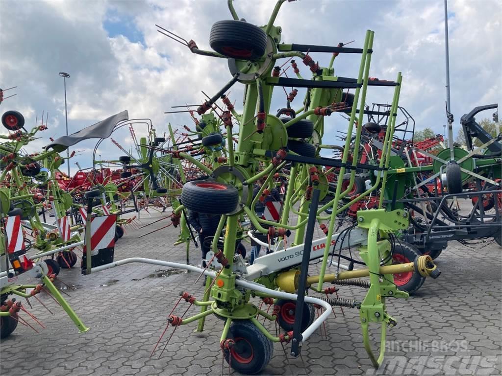 CLAAS Volto 900 Rakes and tedders