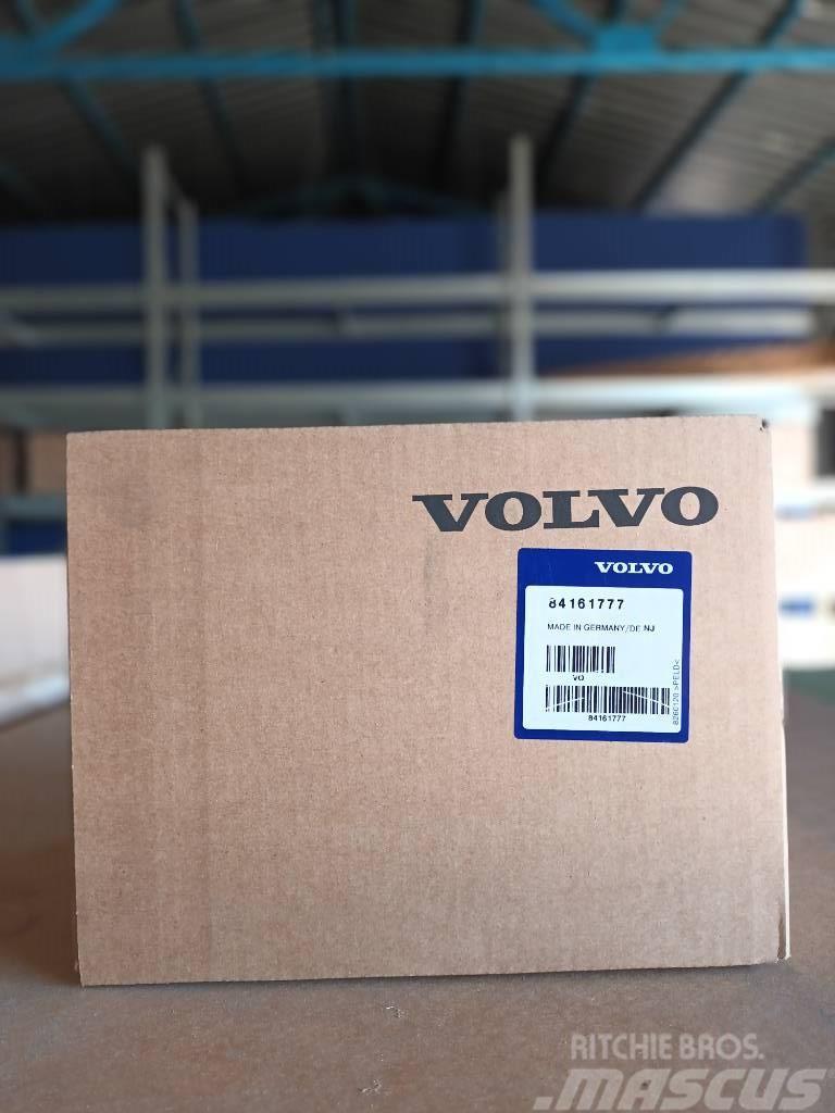 Volvo SEAT BELT KIT 84161777 Vezetőfülke és belső tartozékok