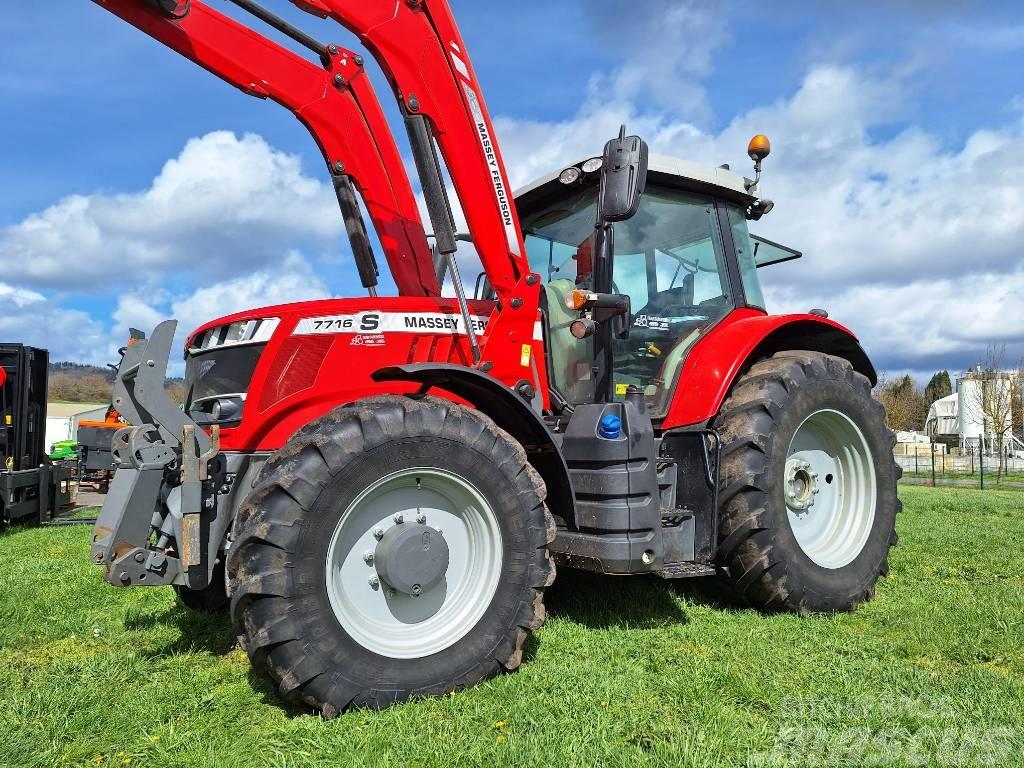 Massey Ferguson 7716 S Tractors