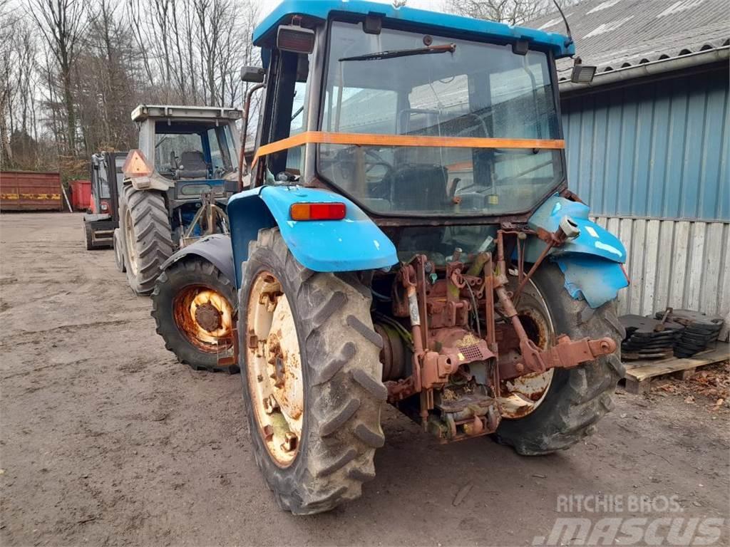 New Holland 4835 Traktorok