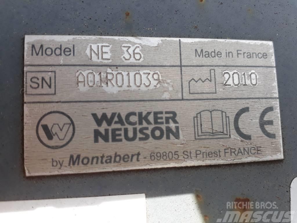 Wacker Neuson NE36 Törő kanalak
